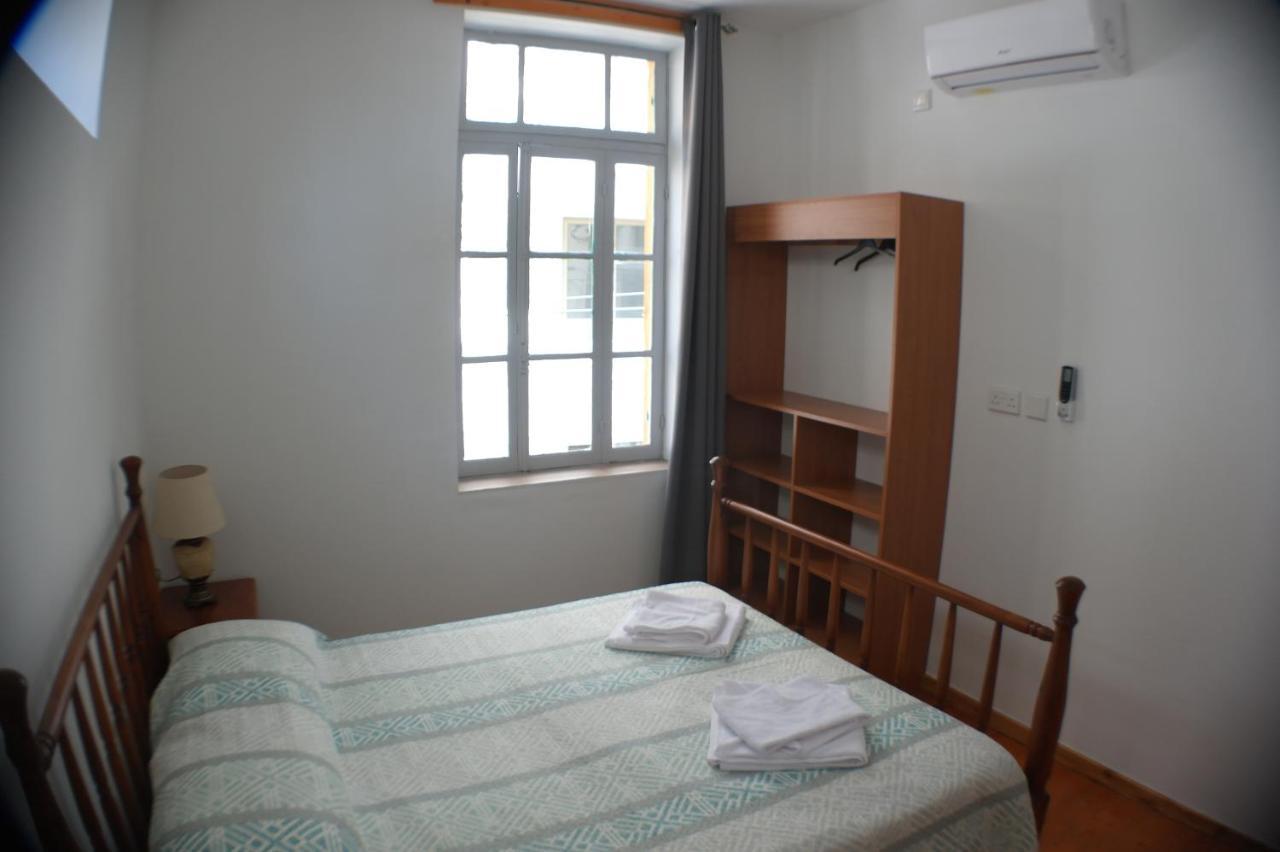 Harrys Inn Guesthouse Lárnaka Kültér fotó