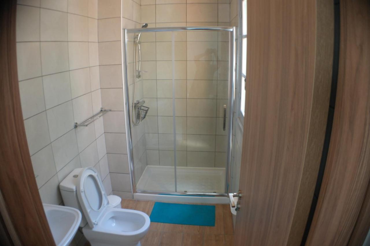 Harrys Inn Guesthouse Lárnaka Kültér fotó